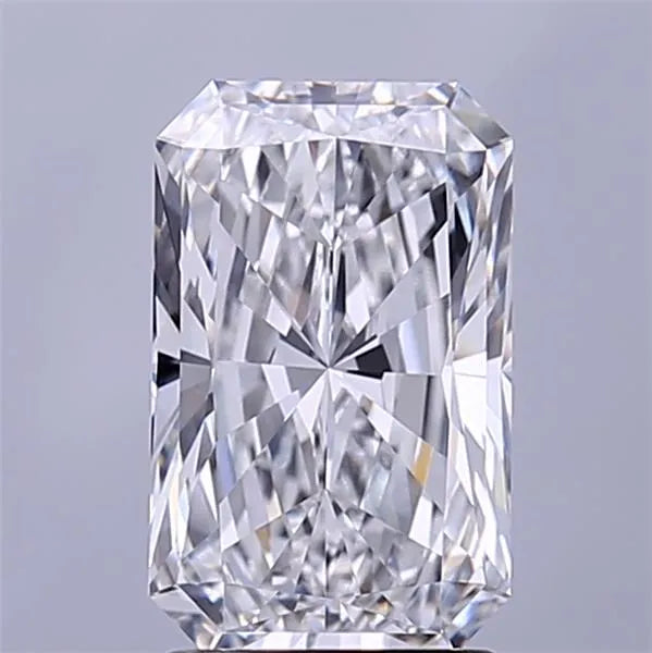2.07ct Radiant Lab Grown Diamond (Colour E, Clarity VVS1, IGI Certified)