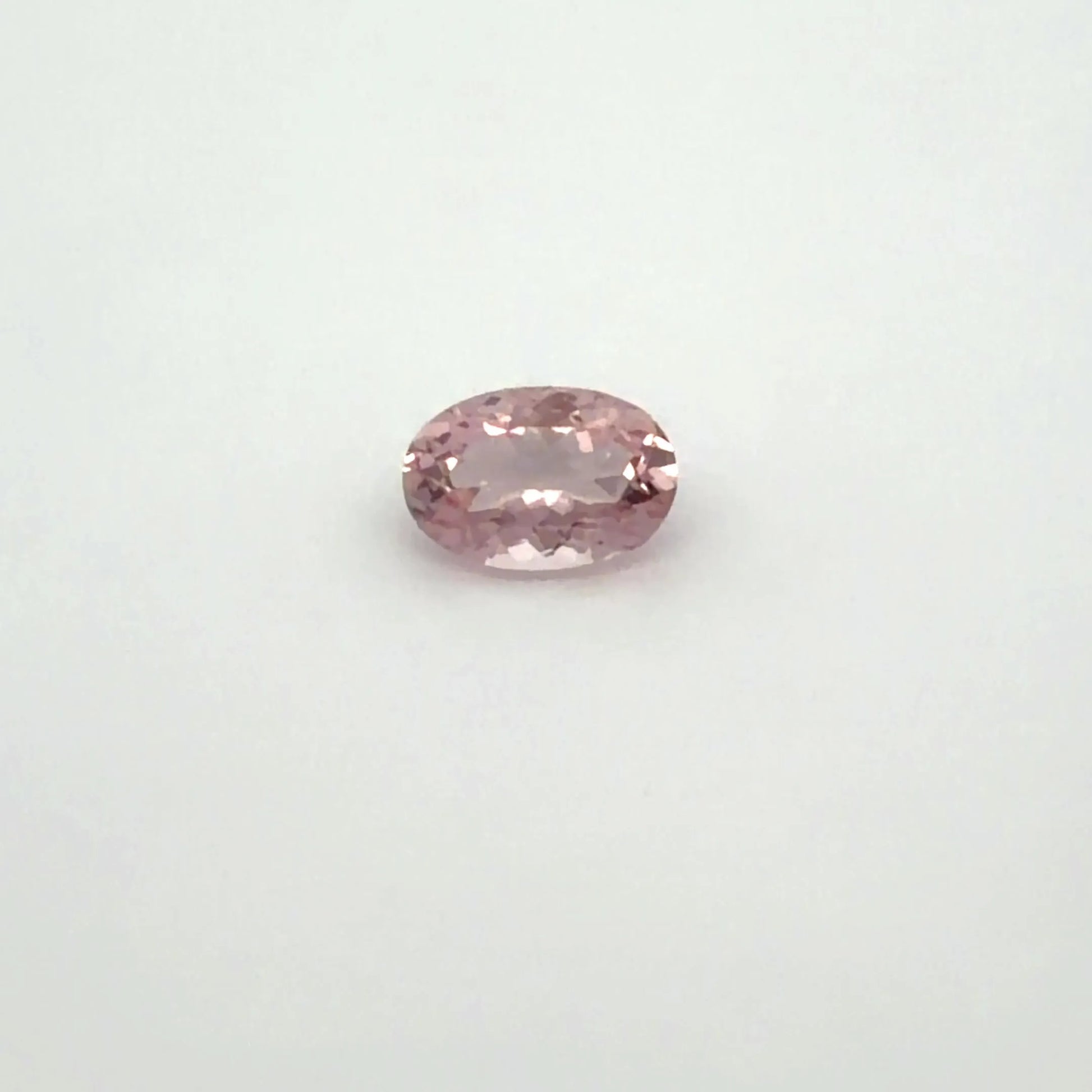 1.42ct Oval Natural Morganite (Colour Pink, Clarity Eye Clean, Cut Faceted)