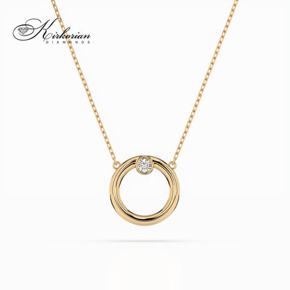 Изискано колие от жълто злато 14К с диамант 0.03 ct – лукс на достъпна цена, готово за подарък