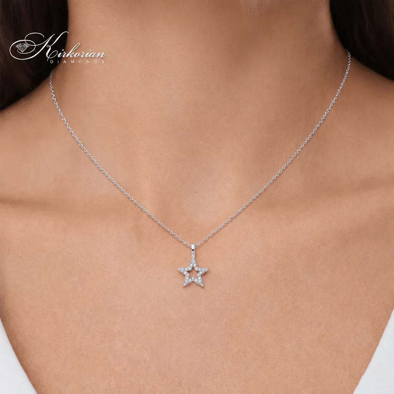 Колие звезда от бяло злато 18к с диаманти 0.07ct | Kirkorian Diamonds