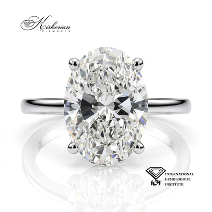 Пръстен солитер с овален диамант 5.04 ct F VVS2, фронтален изглед