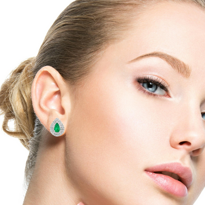 Луксозни обеци бяло злато 18к със смарагд 0.70 ct (капковиден) и диаманти 0.48 ct – Код IT11