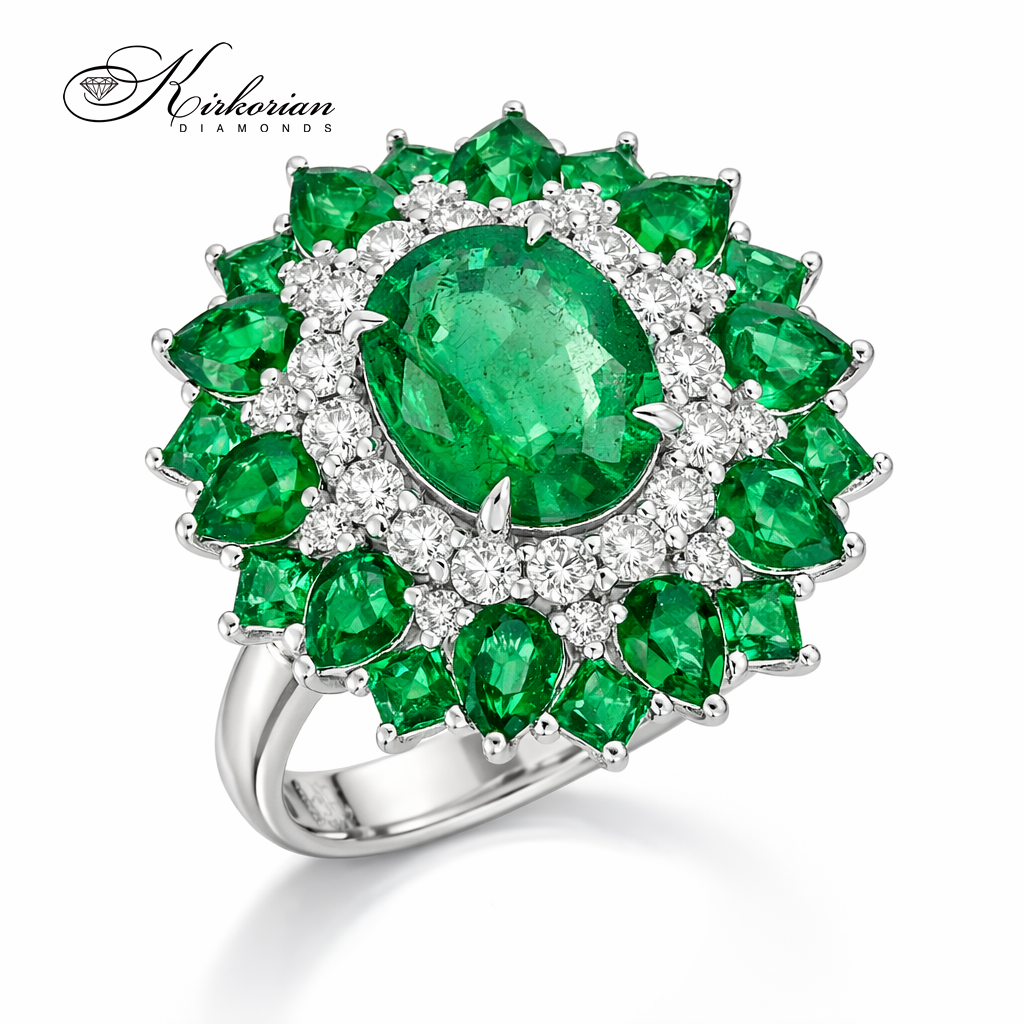 луксозен пръстен с изумруд и диаманти 3.37 ct бяло злато 18K дизайнерски пръстен Kirkorian Diamonds IT57