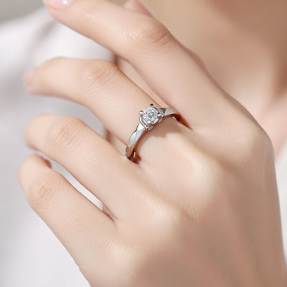 Годежен пръстен от бяло злато 14К с 5 диаманта 0.16 ct – елегантен избор с фин детайл