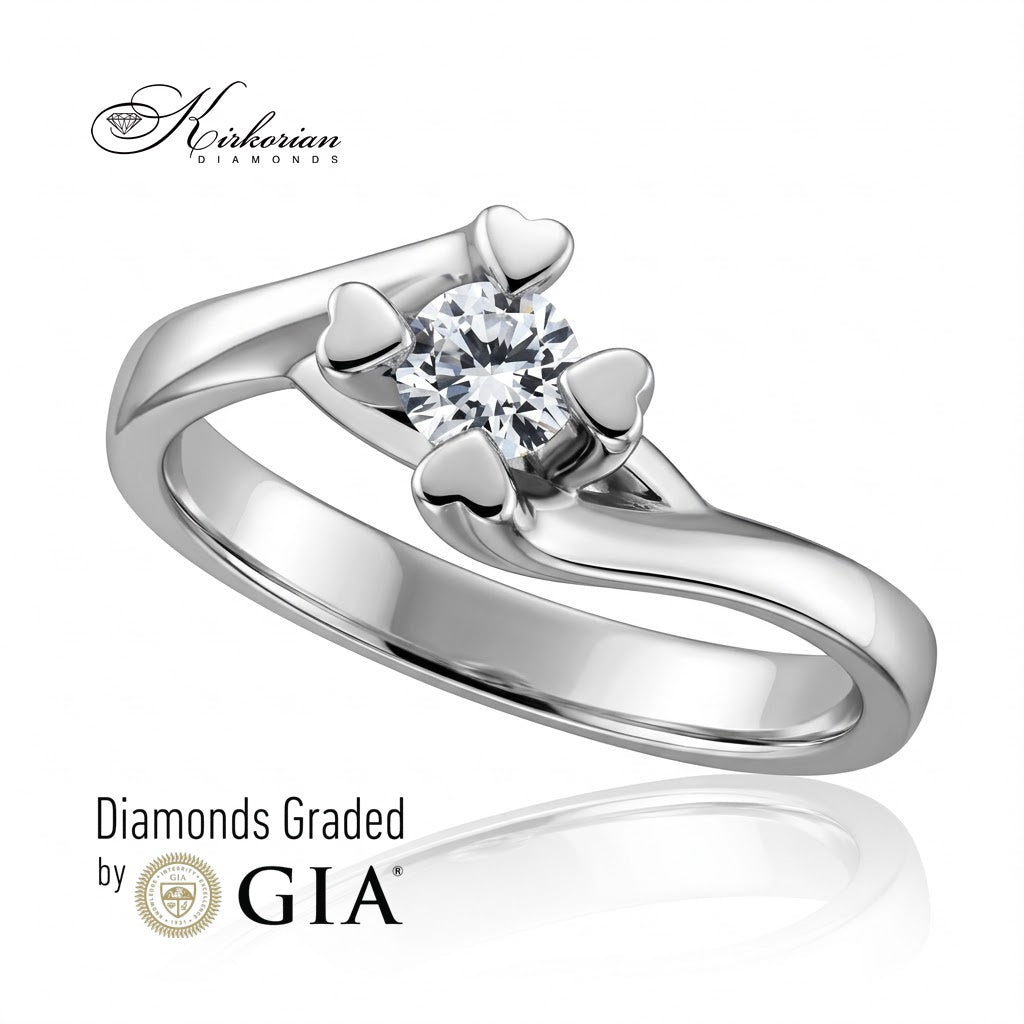 Годежен пръстен K590 с преплетена халка и естествен диамант 0,30 ct, заснет под страничен ъгъл