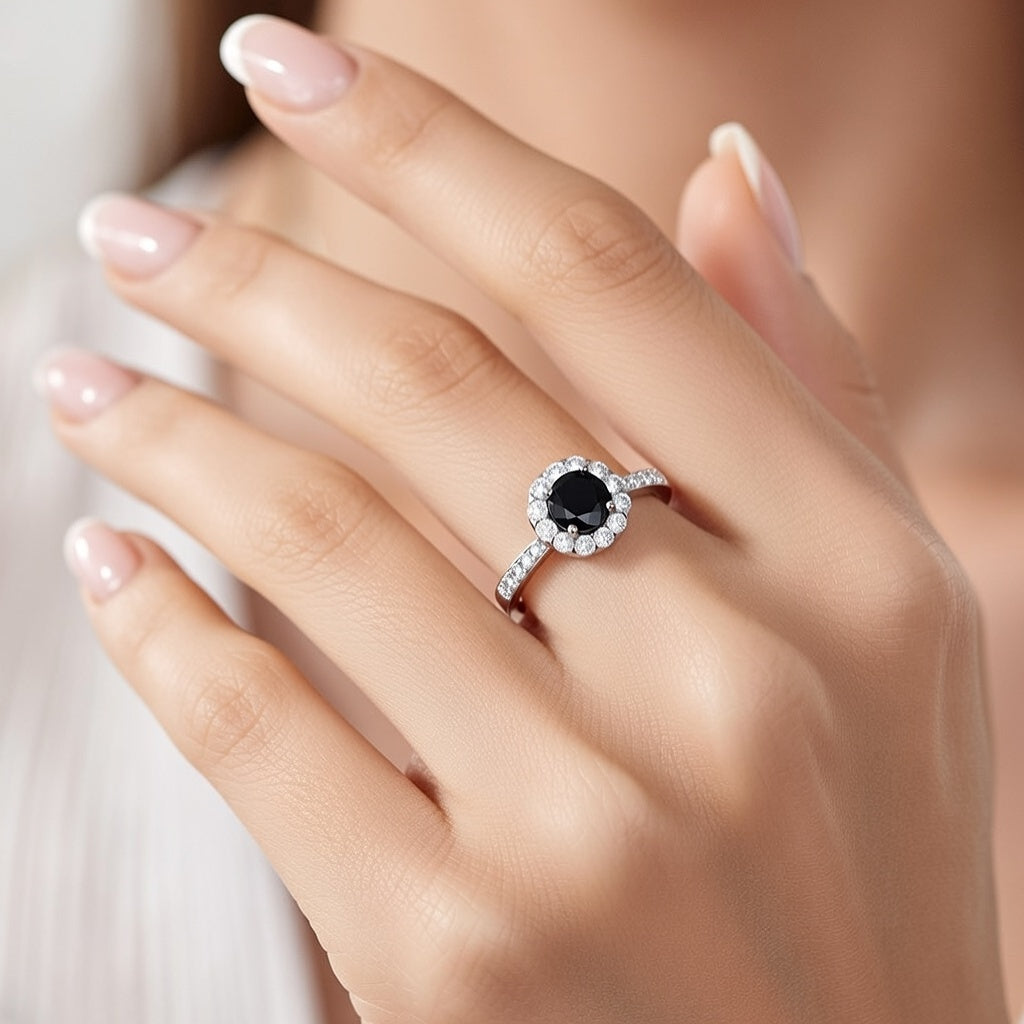 Пръстен от бяло злато 18k с черен диамант 1.185ct и бели диаманти 0.55ct KD сертификат K618