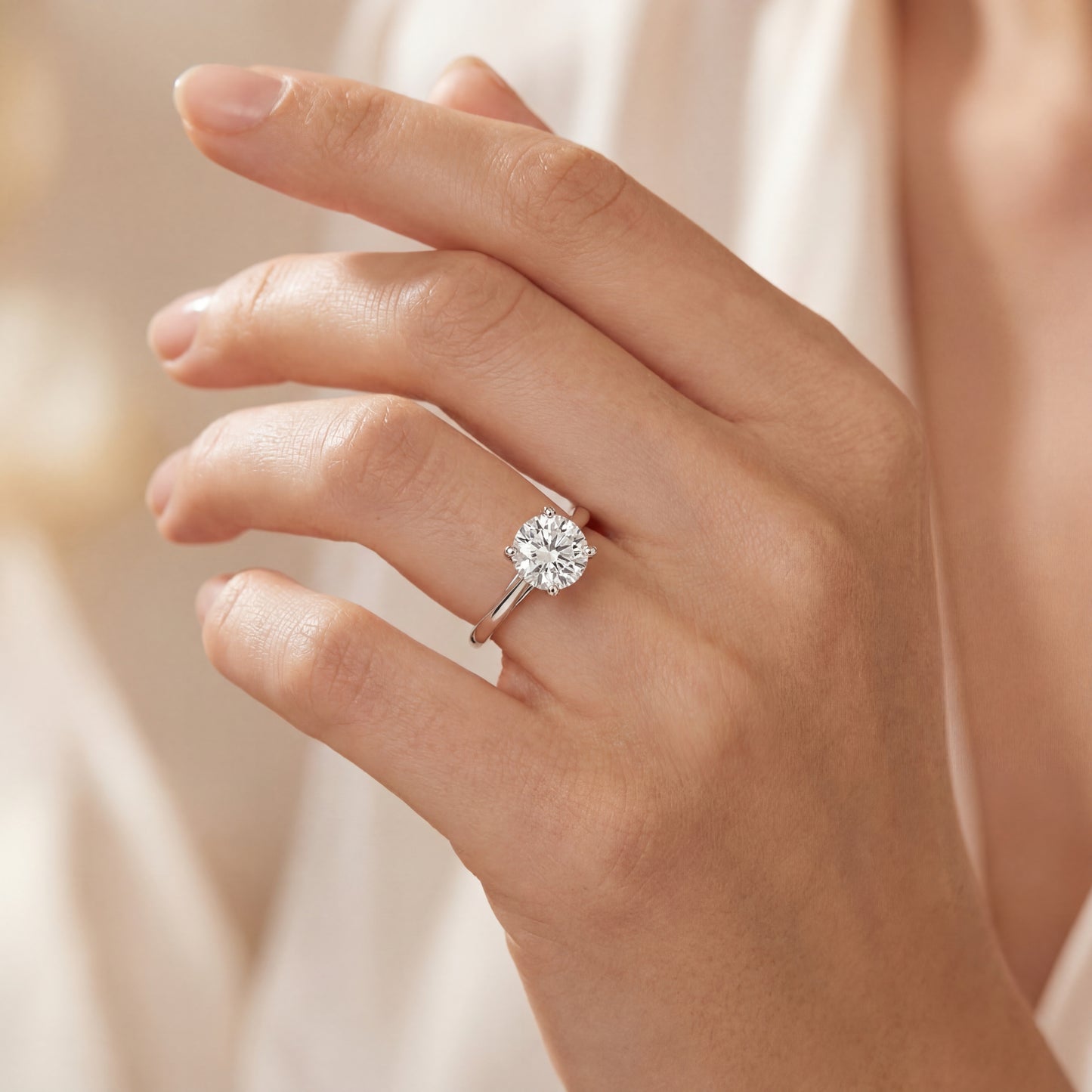 Класически годежен пръстен от бяло злато с диамант 1.00ct IGI KD673