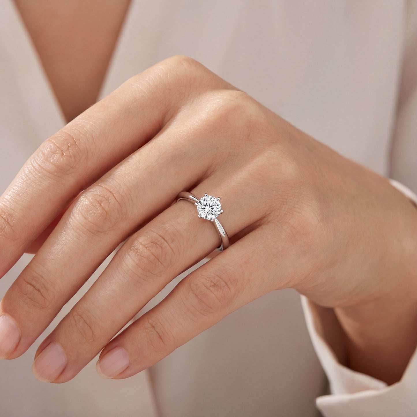 "Годежен пръстен 0.52 ct D VVS2 диамант бяло злато 14K IGI сертификат поставен на ръка модел LG604"