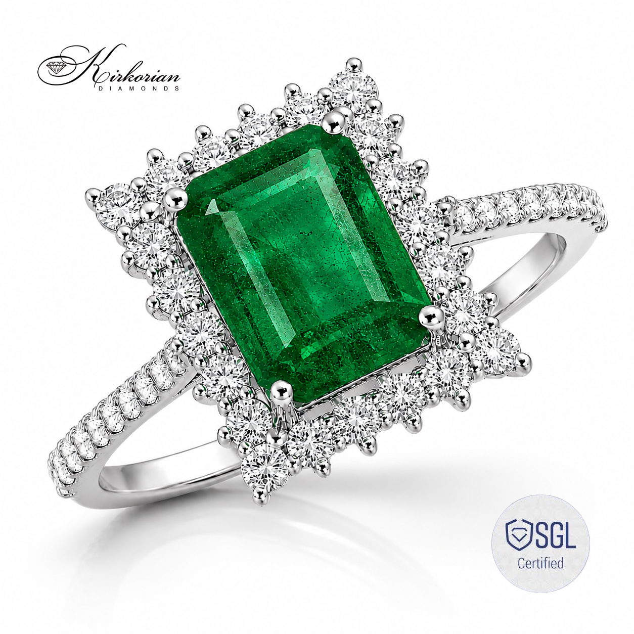 Луксозен emerald halo ring с естествени диаманти