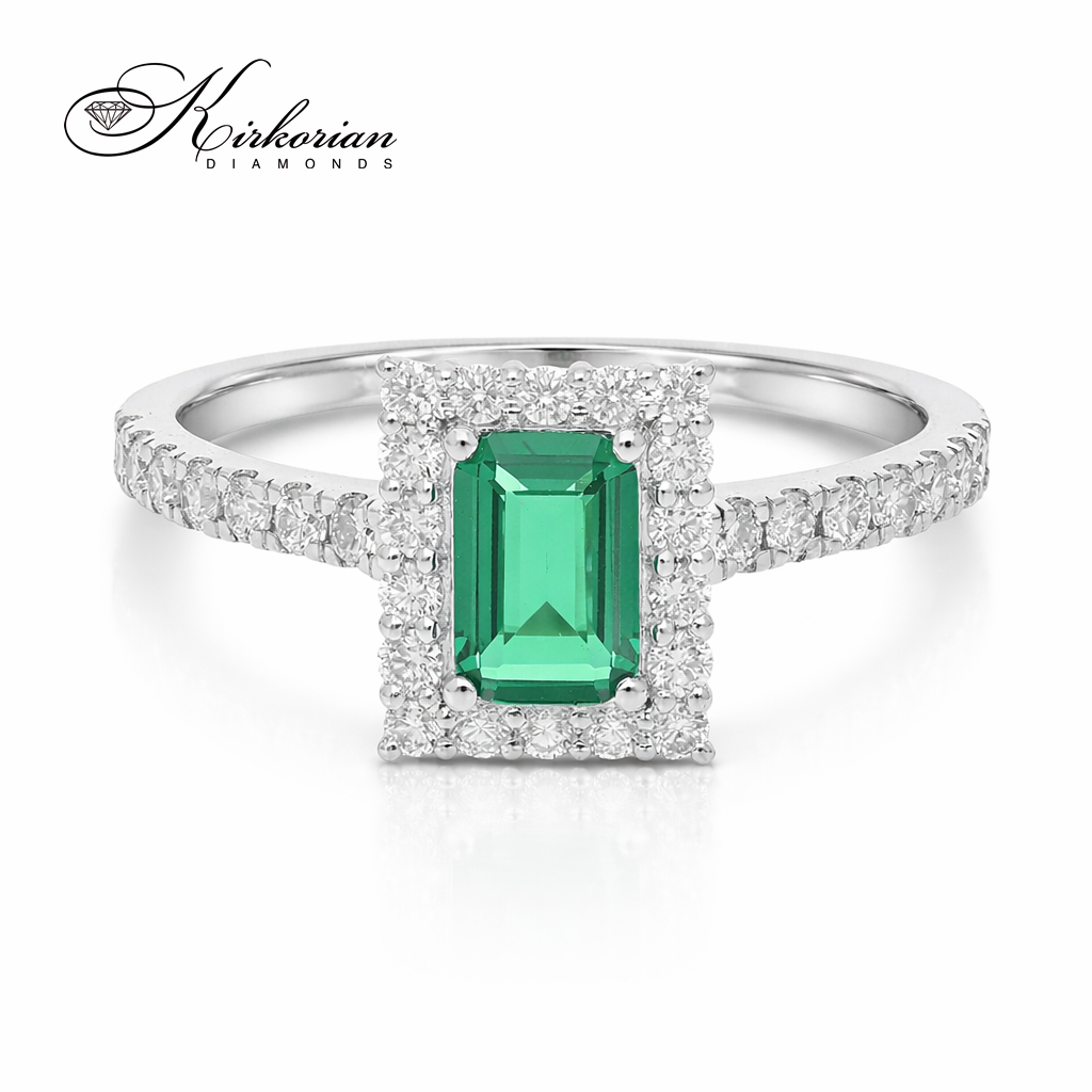 луксозен пръстен със зелен турмалин и диаманти