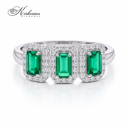 луксозен пръстен със зелен турмалин и диаманти