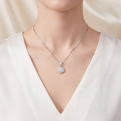 луксозна диамантена висулка halo дизайн бяло злато