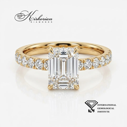 Годежен пръстен RG07665G от 14К жълто злато с Lab Grown диамант Emerald Cut 1,50 ct – фронтален изглед