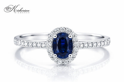 Годежен пръстен от бяло злато 14К със сапфир и диаманти 0.13 ct – модел RN113