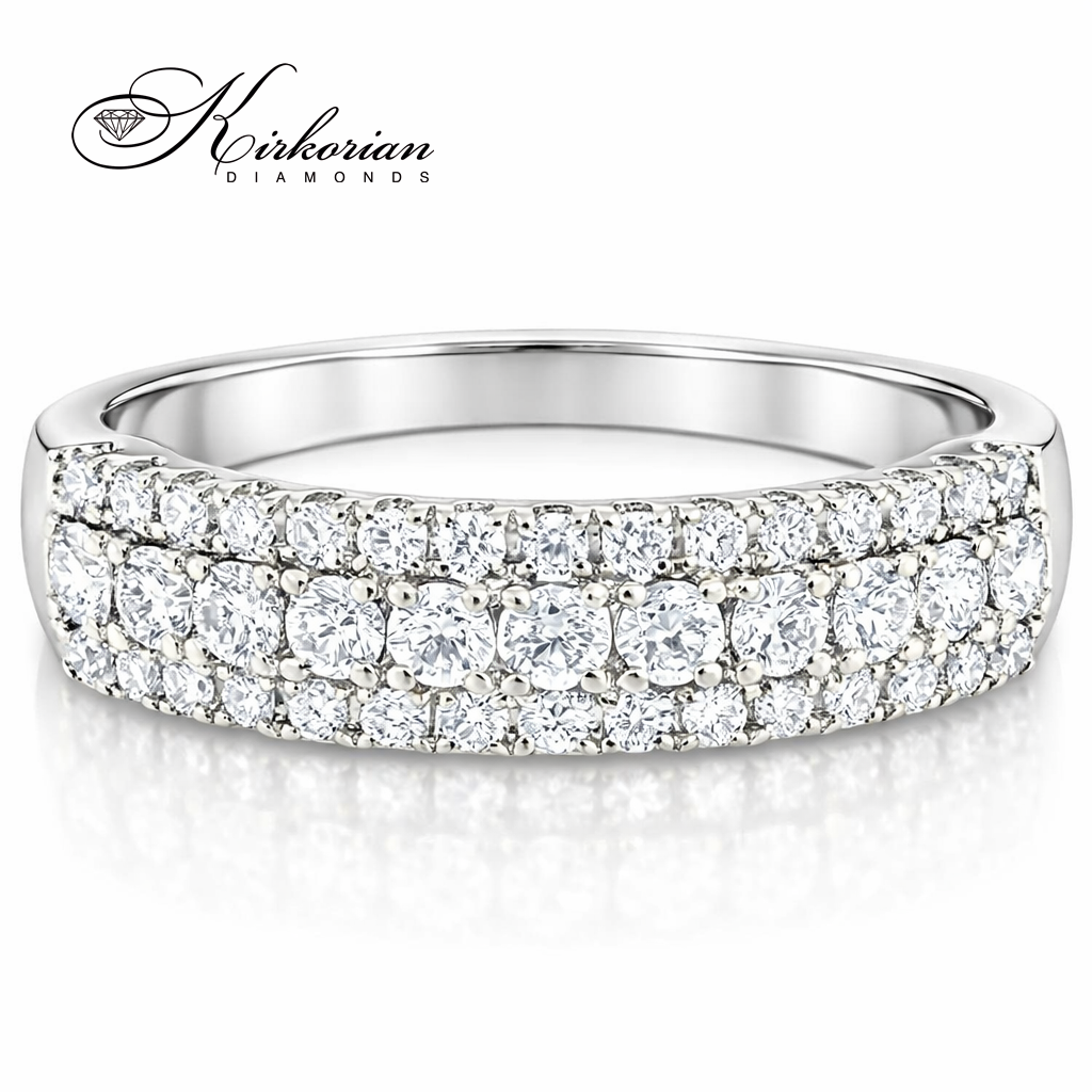 alt: широк пръстен от бяло злато 18K с диаманти 0.50 ct луксозно бижу с брилянтни диаманти