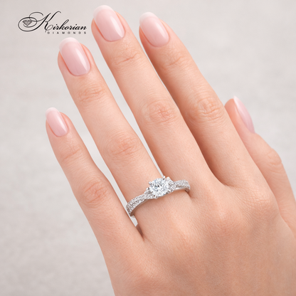 годежен пръстен с диамант 0.44 ct GIA на ръка бяло злато 18k модел RN181B