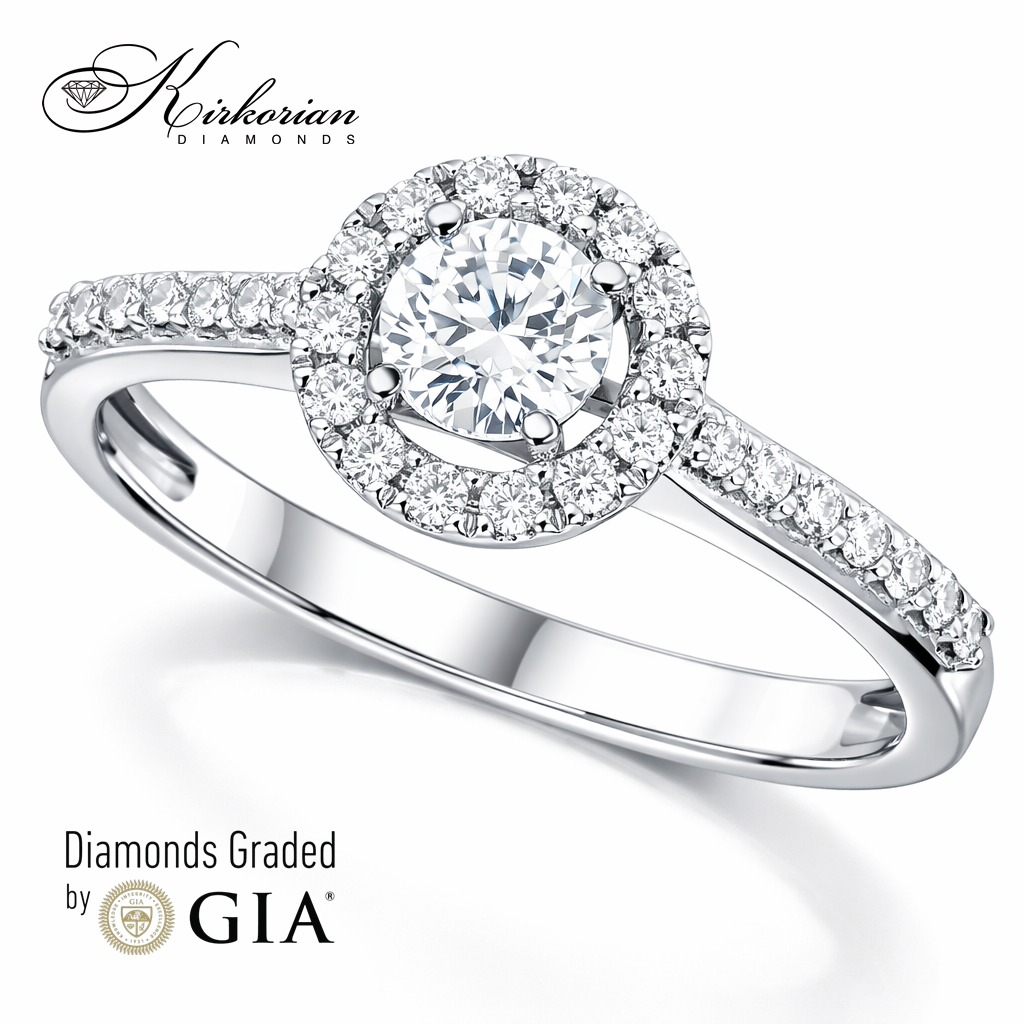 елегантен годежен пръстен с централен диамант и halo диаманти 0.53 ct GIA 18k бяло злато