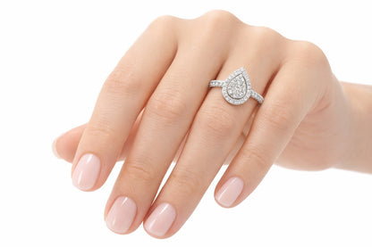 Годежен пръстен с диаманти 0.31 ct във форма капка – бяло злато 18К | Лукс на достъпна цена