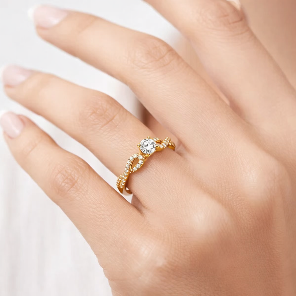 годежен пръстен с диаманти 0.41 ct GIA на ръка жълто злато 18K модел RN29A