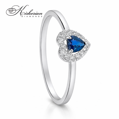 Пръстен от бяло злато 18К със син сапфир 0.27 ct сърце и диаманти 0.09 ct – луксозен годежен пръстен – модел S254345