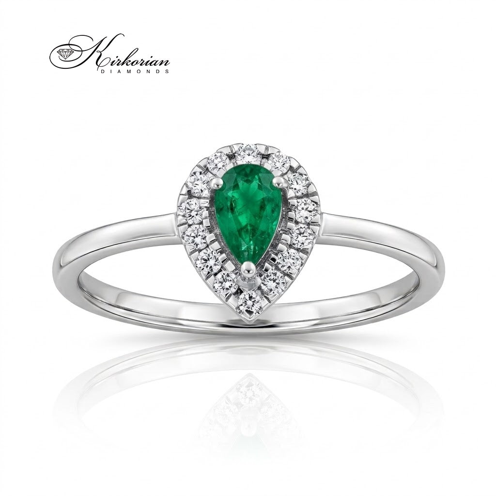 Годежен пръстен със смарагд капка 0.17 ct и естествени диаманти 0.09 ct – фронтален изглед