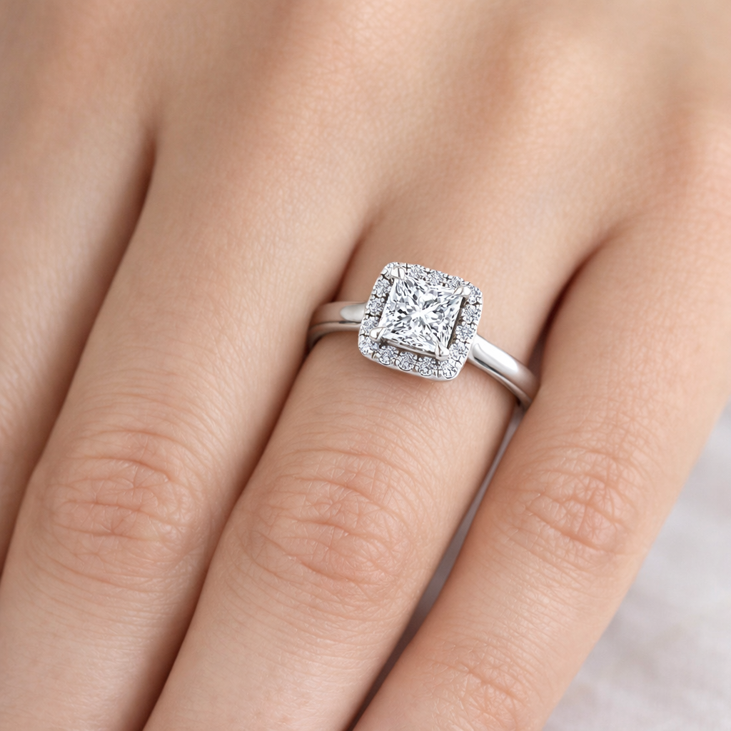 Princess лабораторен диамант годежен пръстен на ръка