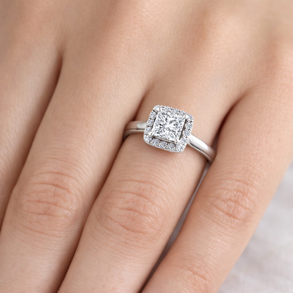 Princess лабораторен диамант годежен пръстен на ръка