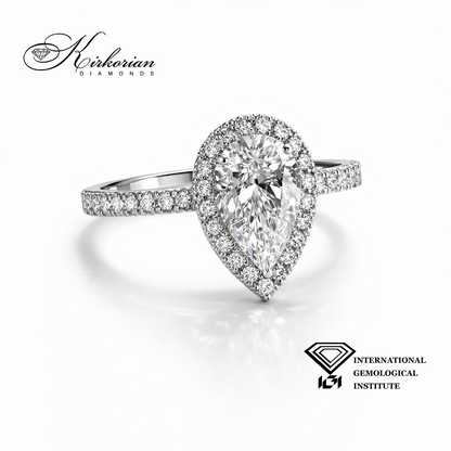 Pear диамант 1.01 ct E VS1 с ореол от брилянти