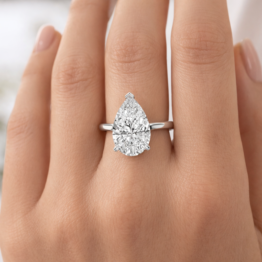 Годежен пръстен Pear 1.51 ct на ръка от бяло злато 14К с IGI лабораторен диамант