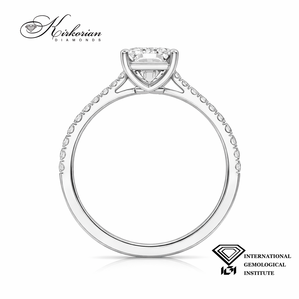 Профилен изглед на годежен пръстен 1.58 ct Emerald лабораторен диамант 14К бяло злато с допълнителни диаманти