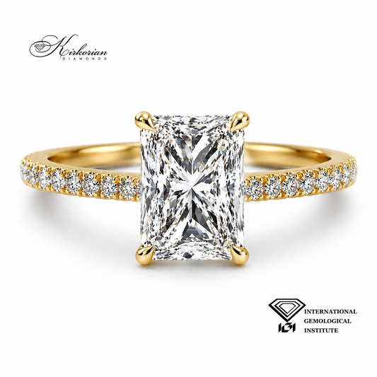 Radiant диамант 1.50 ct F VS2 IGI годежен пръстен жълто злато 14К фронтален изглед с блясък