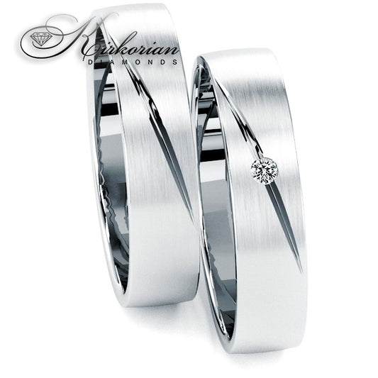 Венчални халки от бяло злато с диамант 0.015ct – модел WRD082