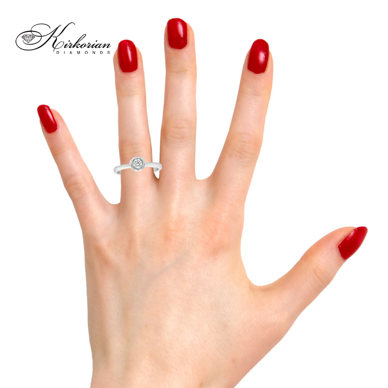 Годежен пръстен от бяло, жълто или розово злато 14К с диамант 0.142 ct – модерен обков тип Halo, код: K592