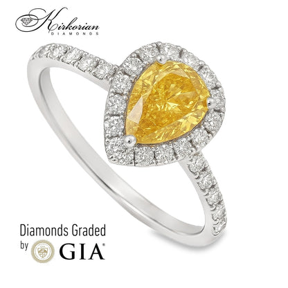 Елегантен годежен пръстен от бяло злато с Fancy Yellow диамант 1.35ct GIA