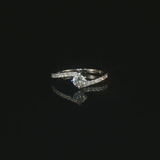 Видео на годежен пръстен от бяло злато 14К с естествени диаманти 0.46 ct, цвят F/G и чистота VS-SI – модел LR3542.