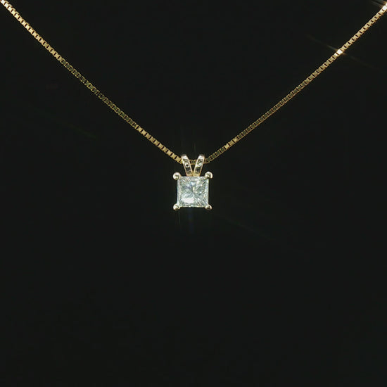 Колие с естествен Princess диамант 0.50 ct D VS1 GIA от 14К жълто злато