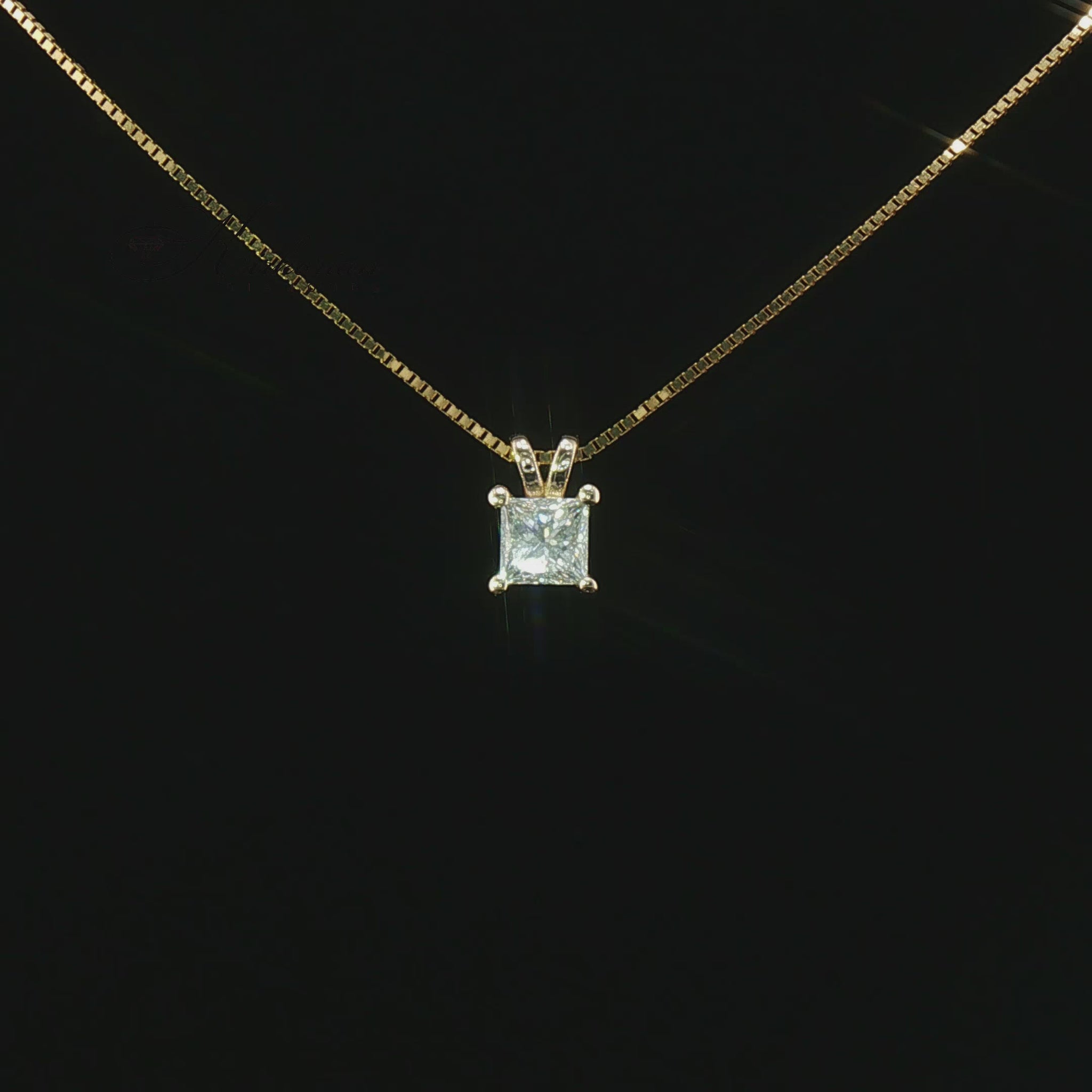 Колие с естествен Princess диамант 0.50 ct D VS1 GIA от 14К жълто злато