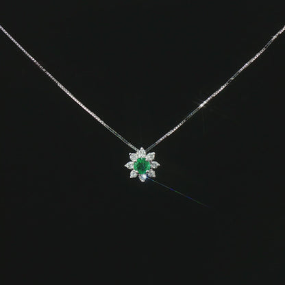 Видео на колие от 18К бяло злато със смарагд 0.14 ct и диаманти – модел S262364SB