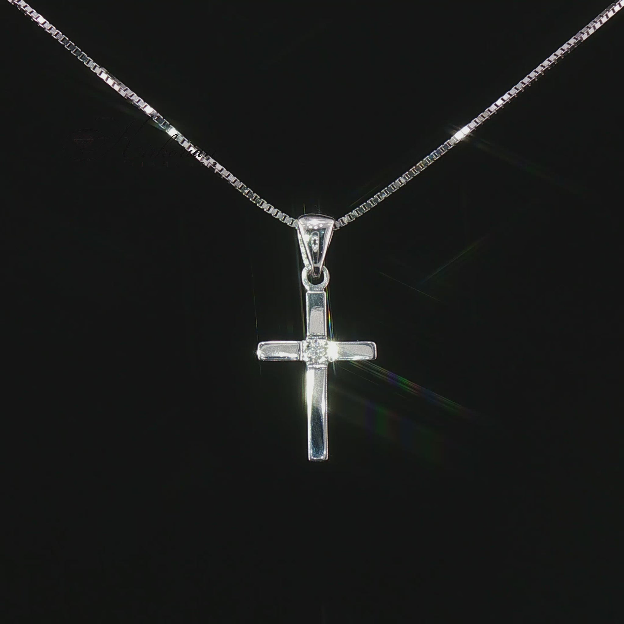 Видео на кръст от бяло злато 14K с естествен диамант 0.015 ct – елегантно колие модел VS007 от Kirkorian Diamonds
