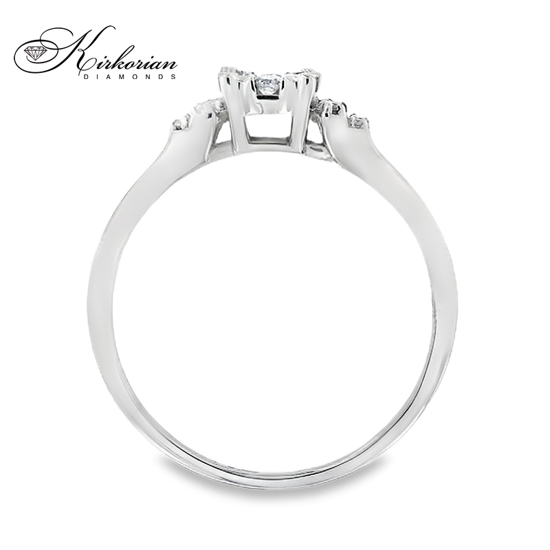 Годежен пръстен от бяло злато 18К с диаманти 0.18 ct – класически модел с блясък