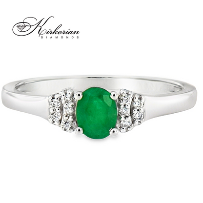 Годежен пръстен от бяло злато 18К със смарагд 0.34 ct и диаманти 0.04 ct – код RN1