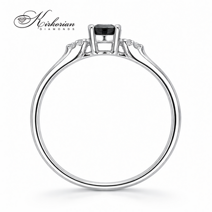 Годежен пръстен от бяло злато 14К със сапфир 0.47 ct и диаманти 0.04 ct KD сертификат – Елегантен модел код RN2B