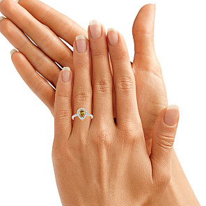 Елегантен годежен пръстен от бяло злато с Fancy Yellow диамант 1.35ct GIA