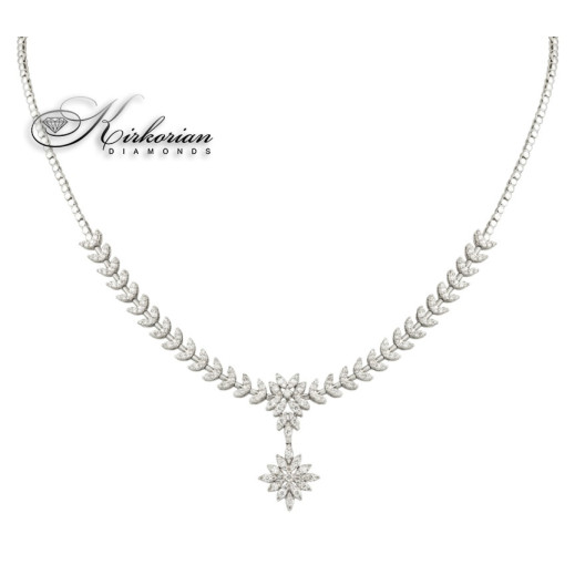 Колие от бяло злато 18k с диаманти 1.65ct – луксозен флорален модел IT12 Колие от бяло злато 18k с диаманти 1.65ct – луксозен флорален модел IT12