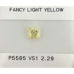 Diamond 2.29 ct, Fancy Light Yellow, VS1, -, CUSHION BRILLIANT