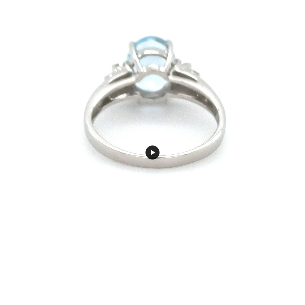 Годежен пръстен 14к. с топаз диаманти 0.09 карата код:403
