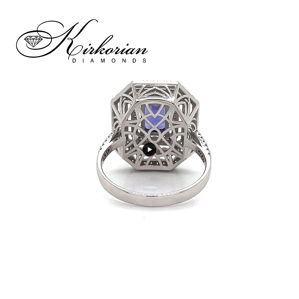 Годежен пръстен от бяло злато 18К с танзанит 1.13 ct и диаманти 0.46 ct – луксозна изработка Kirkorian Diamonds
