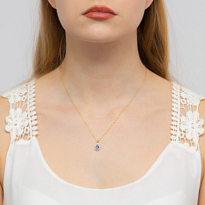 Колие висулка от жълто злато 14К с топаз Лондон Блу и диаманти 0.095 ct – елегантен дизайн, луксозна изработка, топ цена