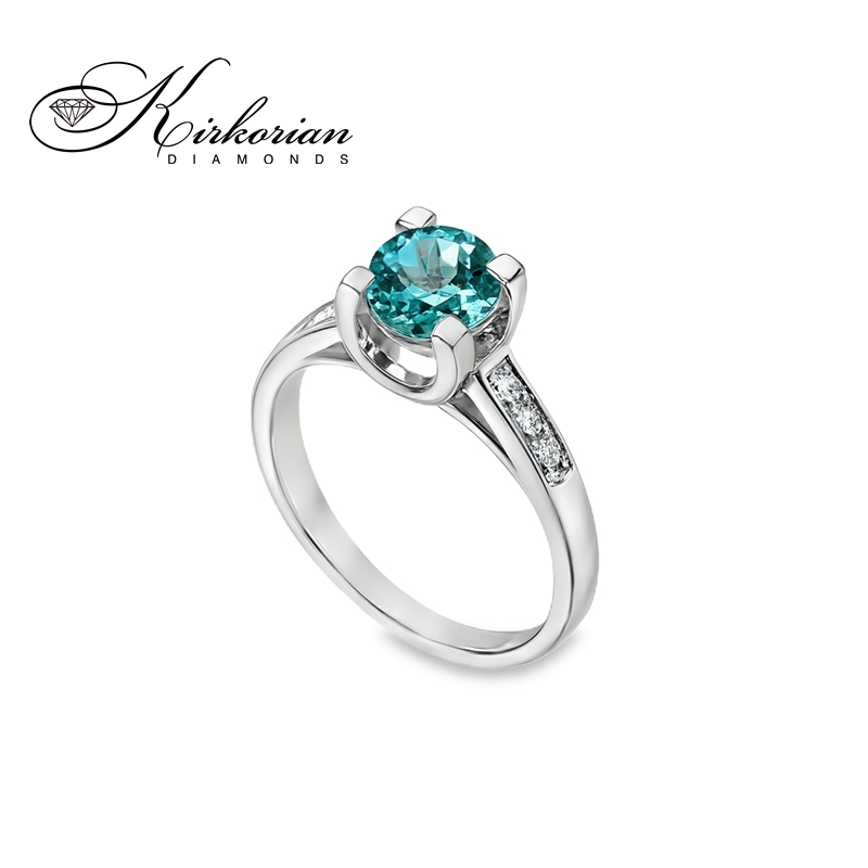 Годежен пръстен от бяло злато 14К с нежен син топаз 1.45 ct и диаманти 0.09 ct – модел с елегантна линия, код: K405
