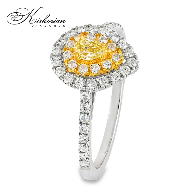 Пръстен от бяло и жълто злато 18k с Fancy Yellow диамант 0.26ct и бели диаманти 0.45ct KD сертификат IT18 Пръстен от бяло и жълто злато 18k с Fancy Yellow диамант 0.26ct и бели диаманти 0.45ct KD сертификат IT18